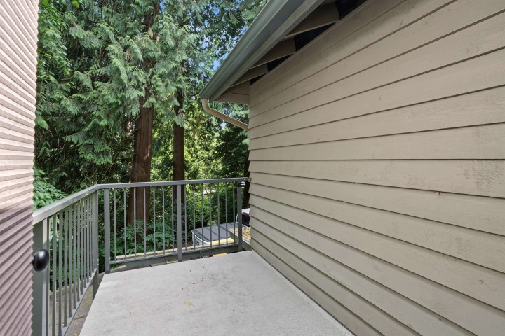 Photo 11 at 3381 William Avenue, North Vancouver