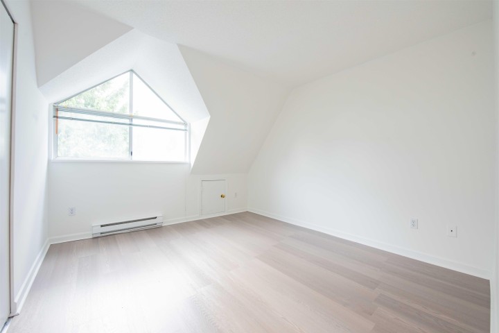 Photo 13 at 202 - 3683 Wellington Avenue, Collingwood VE, Vancouver East
