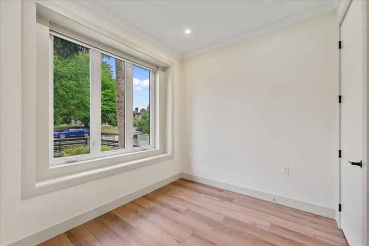 Photo 6 at 3179 E 16th Avenue, Renfrew Heights, Vancouver East