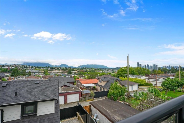 Photo 25 at 3179 E 16th Avenue, Renfrew Heights, Vancouver East