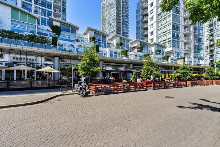 Photo 29 at 306 - 1383 Marinaside Crescent, Yaletown, Vancouver West