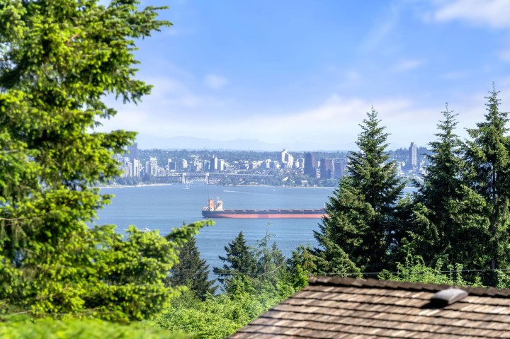 Photo 2 at 4406 Woodpark Road, West Vancouver