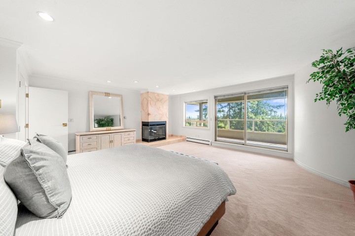 Photo 17 at 4406 Woodpark Road, West Vancouver