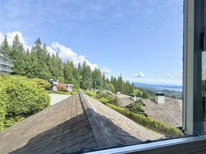 Photo 39 at 2276 Boulder Court, Whitby Estates, West Vancouver