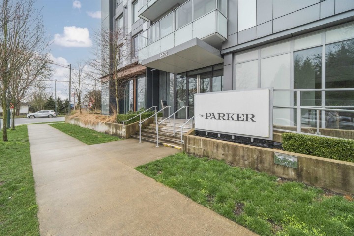 Photo 2 at 304 - 5693 Elizabeth Street, Cambie, Vancouver West