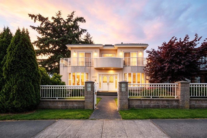 Photo 1 at 6899 Fleming Street, Knight, Vancouver East