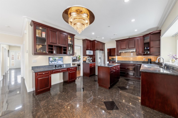 Photo 9 at 6899 Fleming Street, Knight, Vancouver East