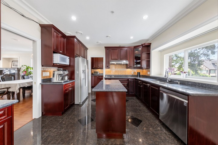 Photo 10 at 6899 Fleming Street, Knight, Vancouver East