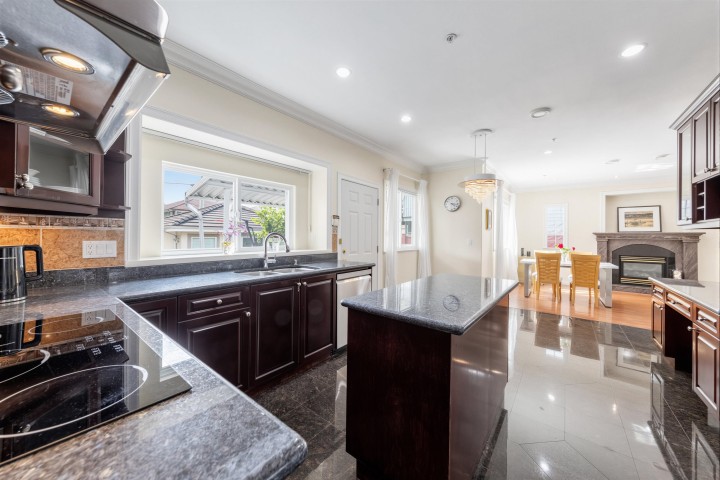 Photo 11 at 6899 Fleming Street, Knight, Vancouver East