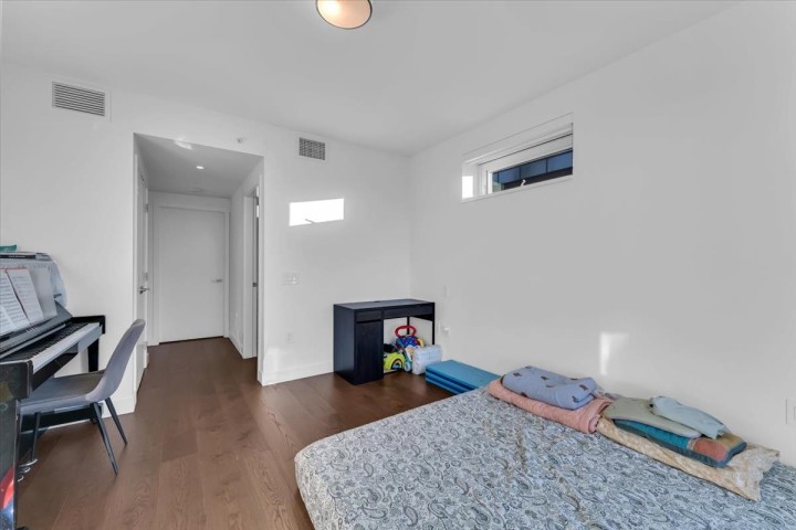 Photo 17 at 607 - 1571 W 57th Avenue, South Granville, Vancouver West