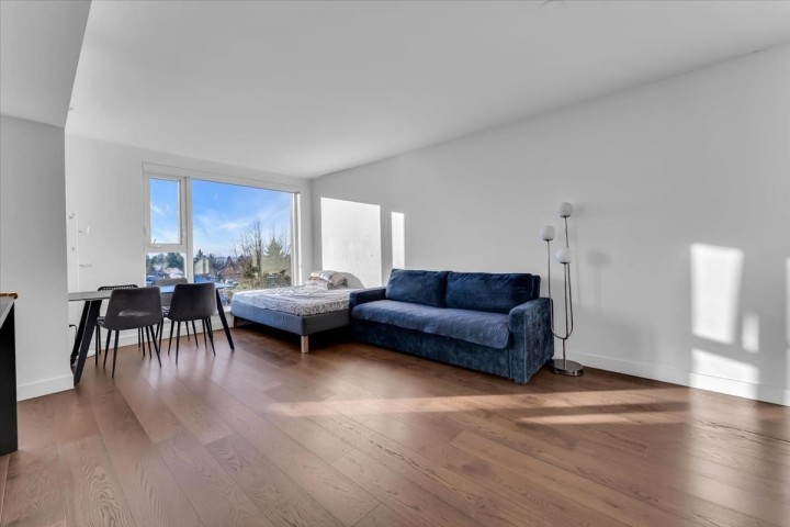 Photo 3 at 607 - 1571 W 57th Avenue, South Granville, Vancouver West