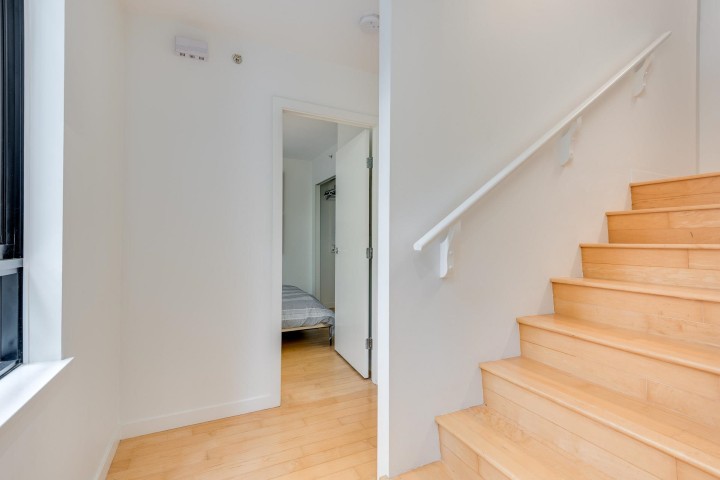 Photo 12 at 973 Mainland Street, Yaletown, Vancouver West