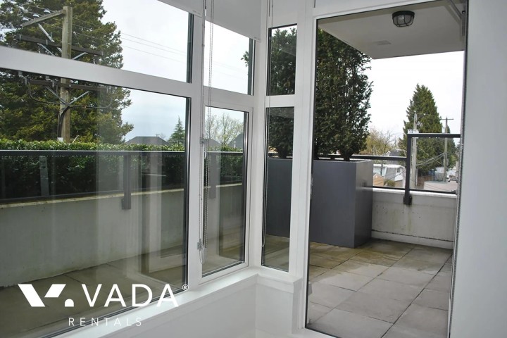 Photo 17 at 203 - 4355 W 10th Avenue, Point Grey, Vancouver West