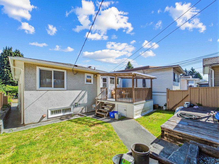 Photo 29 at 2514 E 27th Avenue, Collingwood VE, Vancouver East