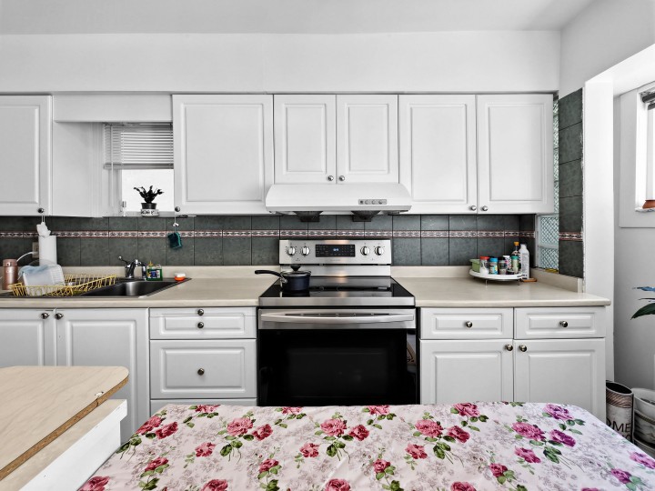 Photo 8 at 2514 E 27th Avenue, Collingwood VE, Vancouver East