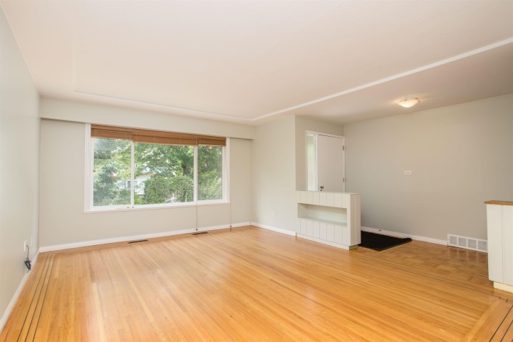 Photo 6 at 2536 E 29th Avenue, Collingwood VE, Vancouver East