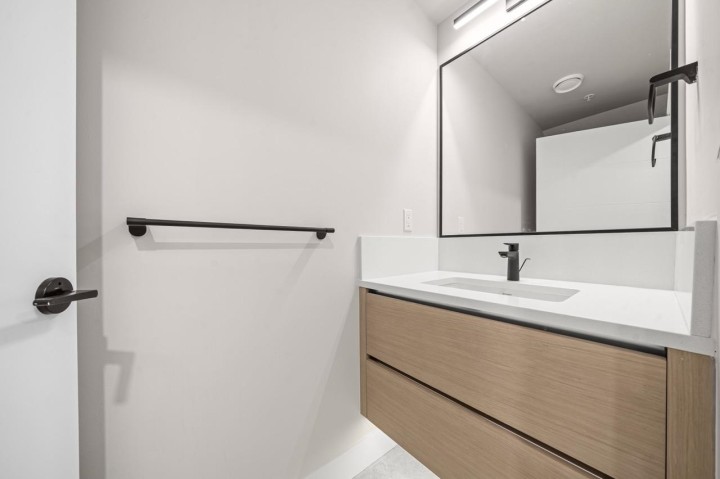 Photo 10 at 130 W Woodstock Avenue, Cambie, Vancouver West