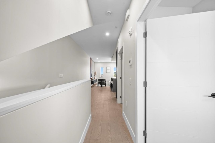 Photo 13 at 5 - 128 W Woodstock Avenue, Cambie, Vancouver West