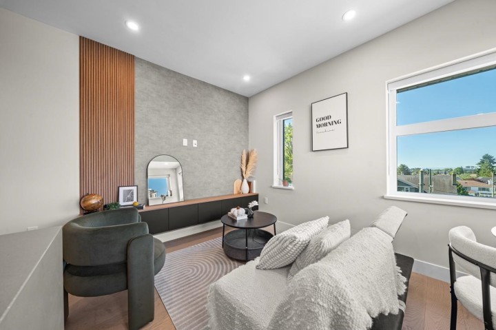 Photo 5 at 5 - 128 W Woodstock Avenue, Cambie, Vancouver West