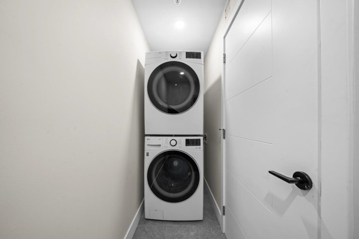 Photo 30 at 5 - 128 W Woodstock Avenue, Cambie, Vancouver West