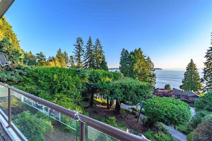 Photo 17 at 2975 Marine Drive, Altamont, West Vancouver
