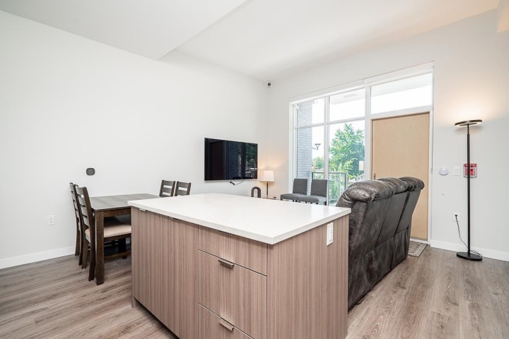 Photo 9 at 114 - 3430 E Kent Avenue South, South Marine, Vancouver East