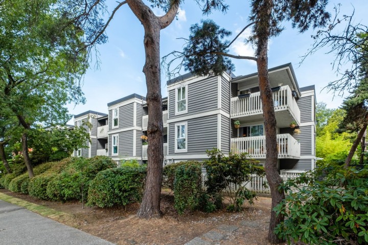 Photo 23 at 305 - 1545 E 2nd Avenue, Grandview Woodland, Vancouver East