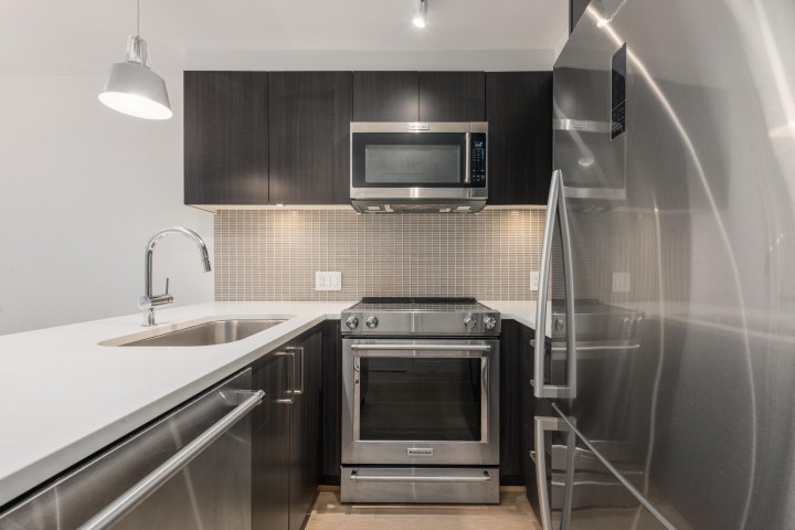 Photo 15 at 309 - 2477 Carolina Street, Vancouver East