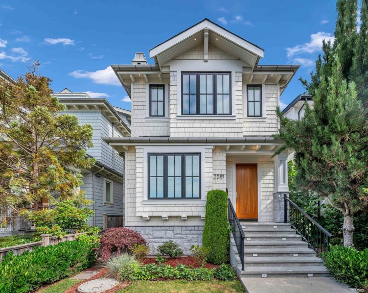 Photo 2 at 3581 W 32nd Avenue, Dunbar, Vancouver West