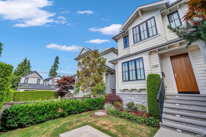 Photo 3 at 3581 W 32nd Avenue, Dunbar, Vancouver West