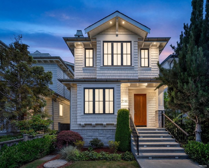 Photo 1 at 3581 W 32nd Avenue, Dunbar, Vancouver West