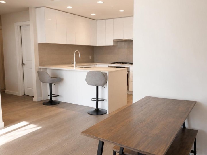 Photo 3 at 501 - 3533 Ross Drive, University VW, Vancouver West
