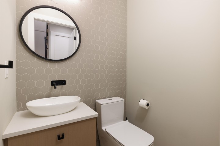Photo 18 at 2939 W 15th Avenue, Kitsilano, Vancouver West