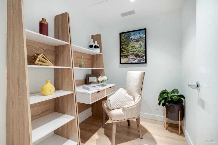Photo 15 at 306 - 1500 Fern Street, Lynnmour, North Vancouver