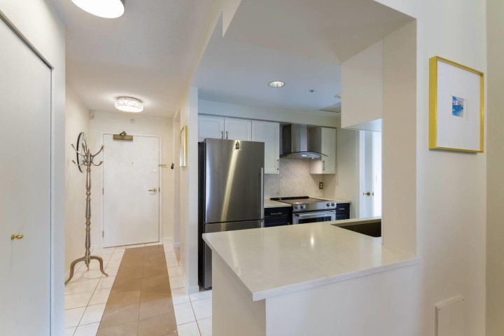 Photo 5 at 3F - 199 Drake Street, Yaletown, Vancouver West