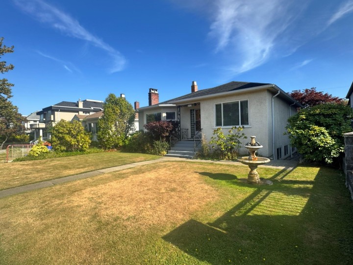 Photo 5 at 156 W 47th Avenue, Oakridge VW, Vancouver West