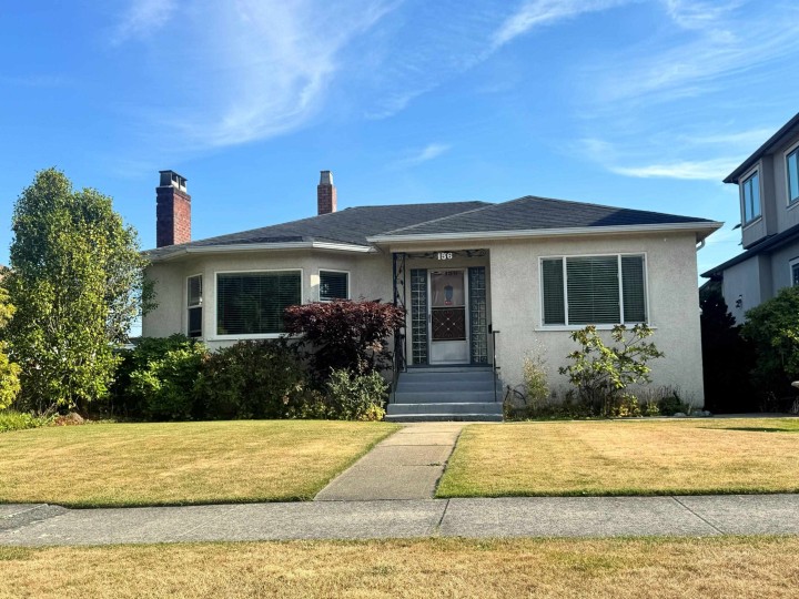 Photo 4 at 156 W 47th Avenue, Oakridge VW, Vancouver West