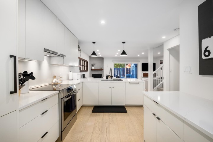Photo 1 at 4663 Hoskins Road, Lynn Valley, North Vancouver