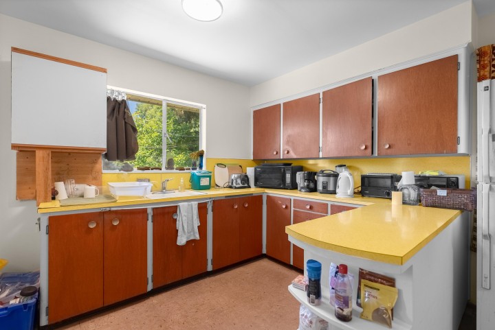 Photo 13 at 4507 Todd Street, Collingwood VE, Vancouver East