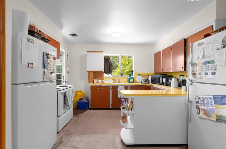 Photo 12 at 4507 Todd Street, Collingwood VE, Vancouver East