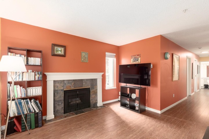 Photo 17 at 106 - 876 W 14th Avenue, Fairview VW, Vancouver West
