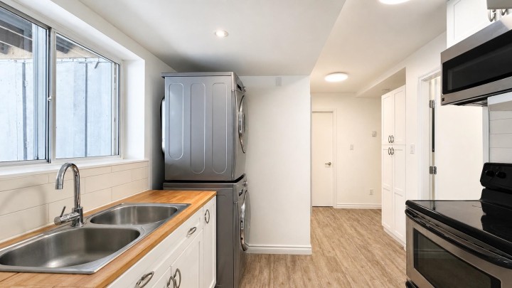 Photo 17 at 1398 Chamberlain Drive, Lynn Valley, North Vancouver