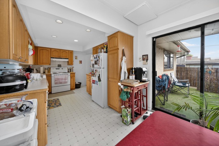 Photo 6 at 2112 E 46th Avenue, Killarney VE, Vancouver East