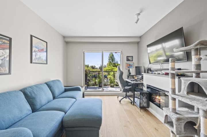 Photo 9 at 324 - 1330 Marine Drive, Pemberton NV, North Vancouver