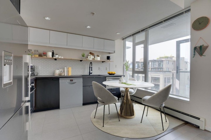 Photo 7 at 712 - 1887 Crowe Street, False Creek, Vancouver West