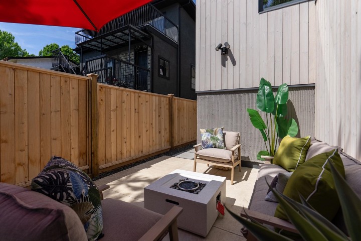 Photo 28 at 1 - 60 E 17th Avenue, Main, Vancouver East
