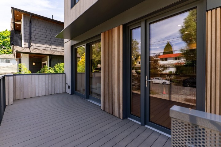 Photo 14 at 1 - 60 E 17th Avenue, Main, Vancouver East