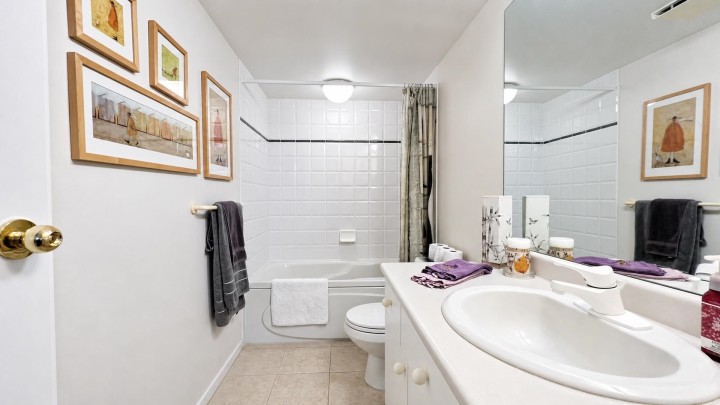 Photo 15 at 511 - 518 W 14th Avenue, Fairview VW, Vancouver West