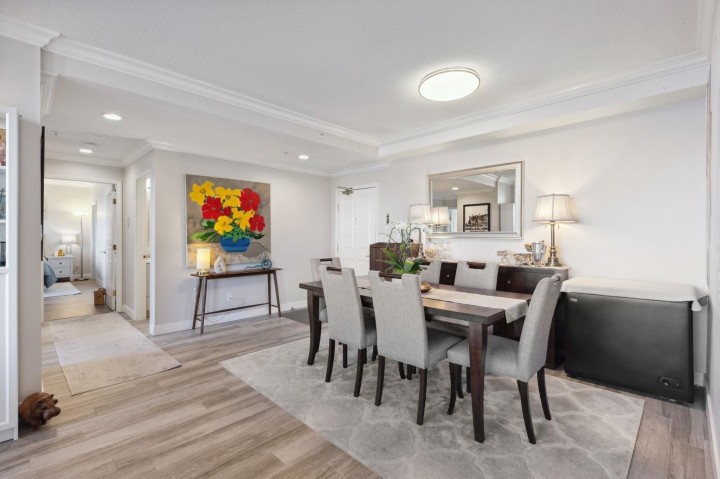 Photo 4 at 302 - 3131 Deer Ridge Drive, Deer Ridge WV, West Vancouver