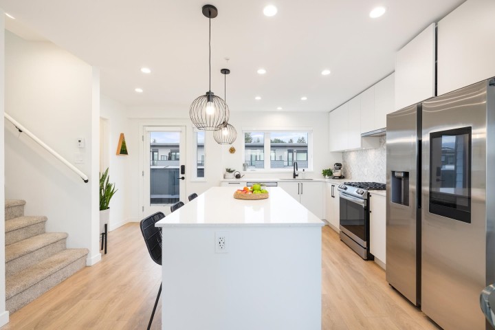 Photo 10 at 444 - 545 E 2nd Street, Lower Lonsdale, North Vancouver